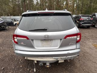 2021 Honda Pilot AWD Touring 8 Passenger - Exterior Rear Center Image